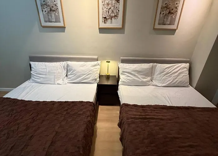 The Luxe Forbeswood Bgc Appartamento *